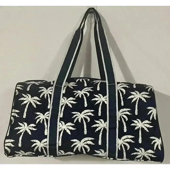 NGIL Quilted Palm Tree Travel Duffel Bag Blue White 21” L x 10 1/4” H‎ x 10” W - Picture 1 of 7
